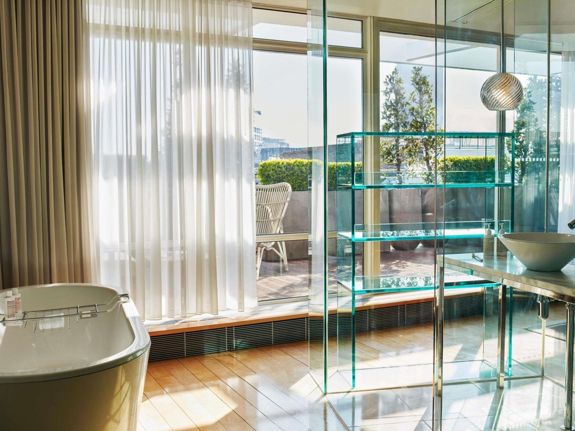 Sanderson London